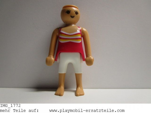 Figur Frau modern barfuß 02