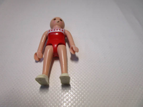 Figur Frau modern Turnschuhe 30149660