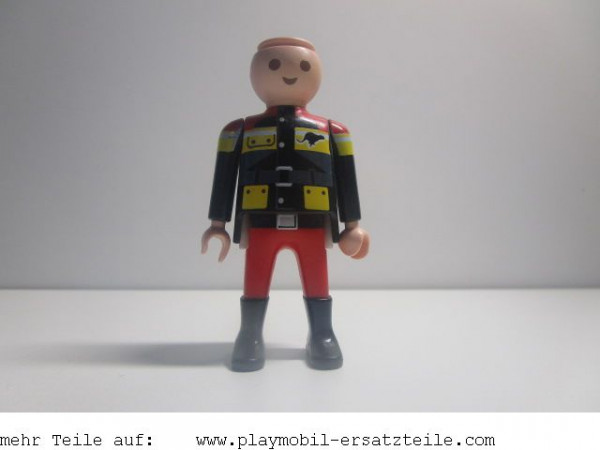Figur Mann modern Stiefel 01