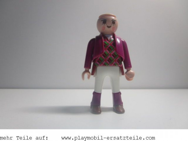 Figur Frau modern Stiefel 02